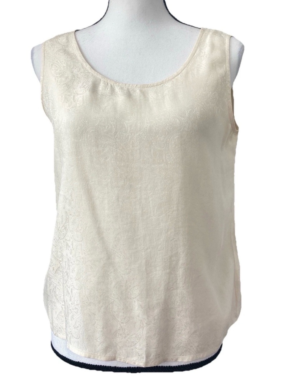 SILX Vintage Cream 100% silk Tank Blouse size Medium Embossed Paisley 1990s